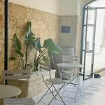 La Corte Nel Vico לינה וארוחת בוקר לבראנו