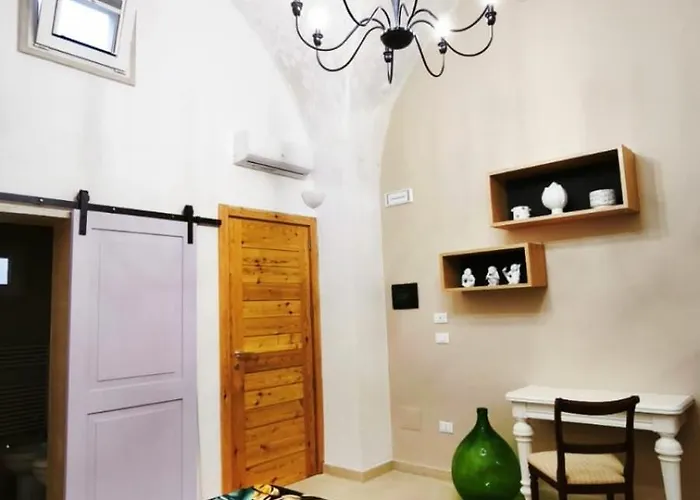 La Corte Nel Vico Bed & Breakfast 3*
